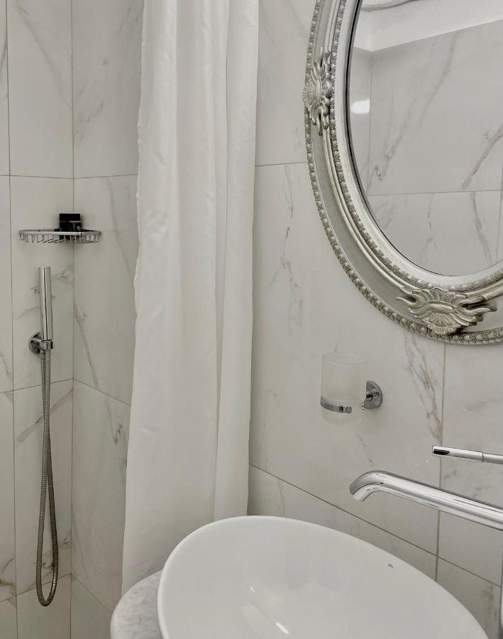Villa Maina Kamari  Bagian luar foto